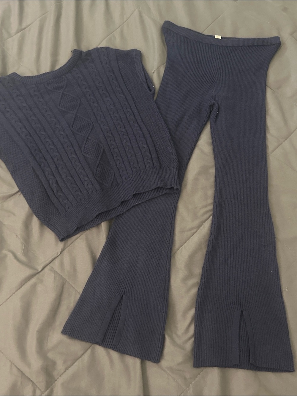 Girls set Navy Ribbed Knit Matching Set — Flare Pants & Cable Sweater Vest 8